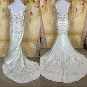 𝅺CASABLANCA Bridal White Beaded Wedding Dress